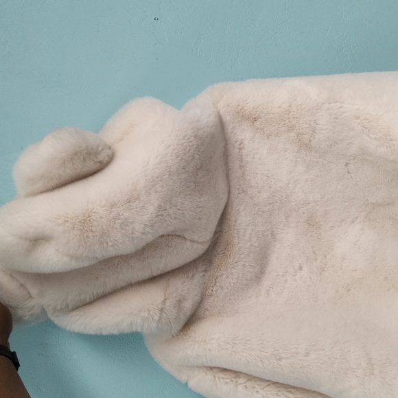 Crop top polar coat - Picture 2 of 2